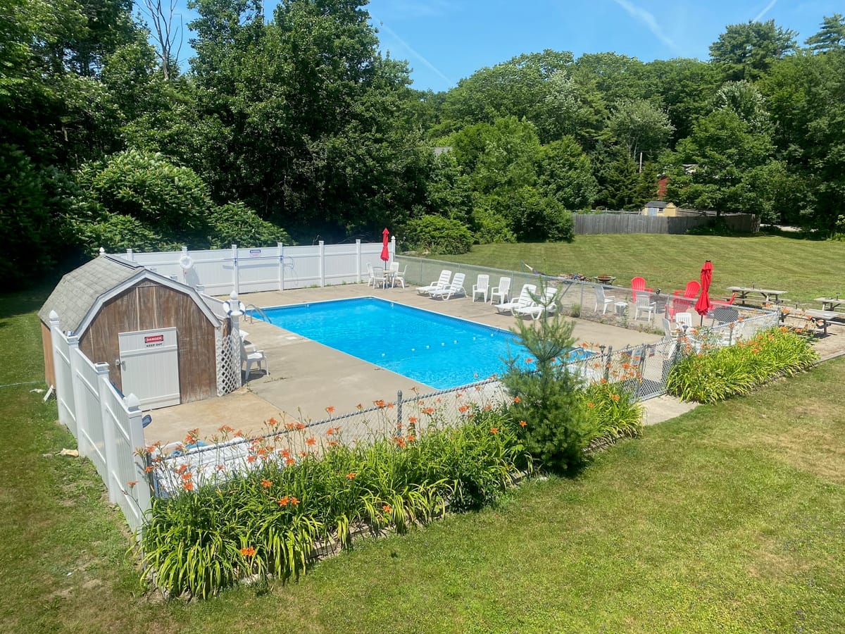 Kennebunkport Motor Lodge — 5