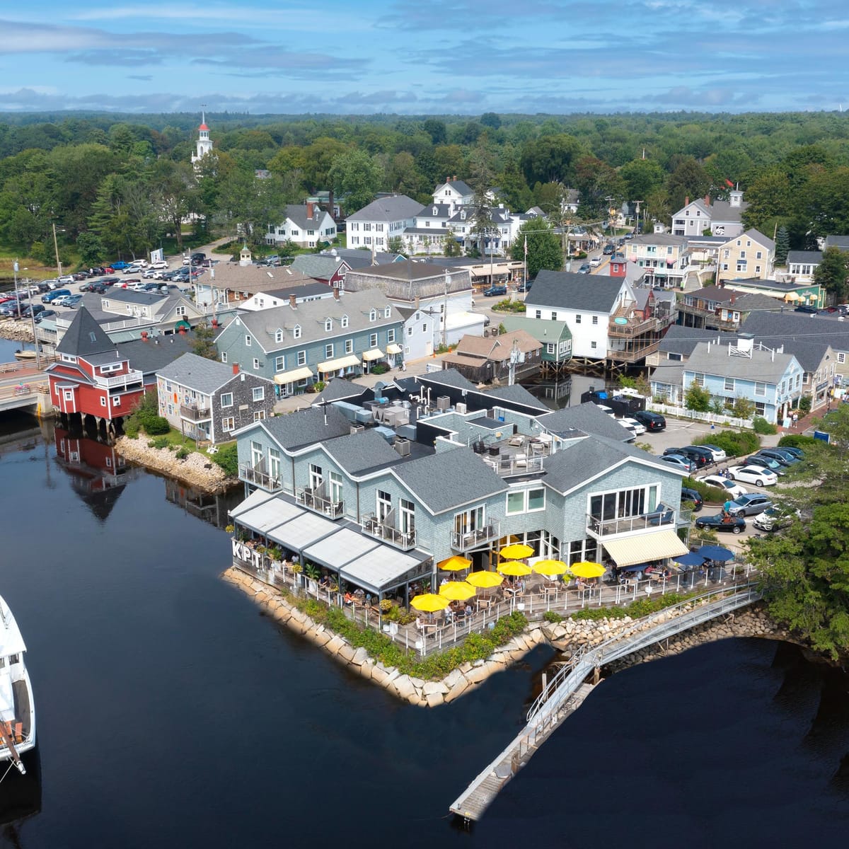 The Boathouse Waterfront Hotel — 4