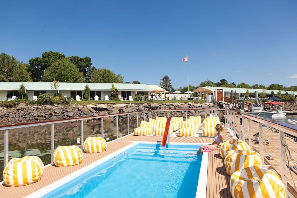 Yachtsman Hotel & Marina Club — 1
