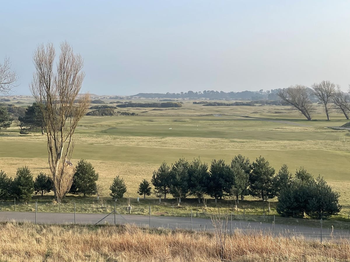 19th Hole Hotel — 1