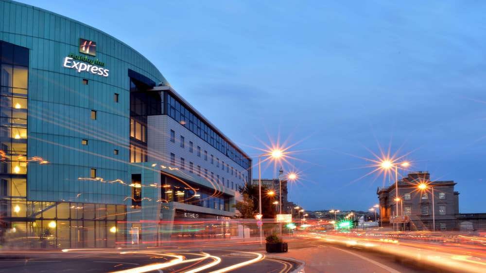 Holiday Inn Express Dundee by IHG — 3