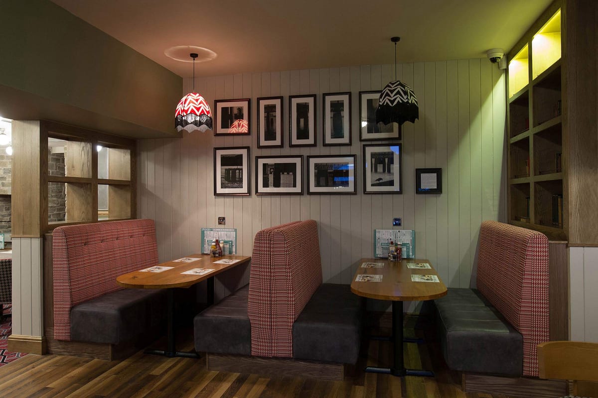 Jolly’s Hotel — 4