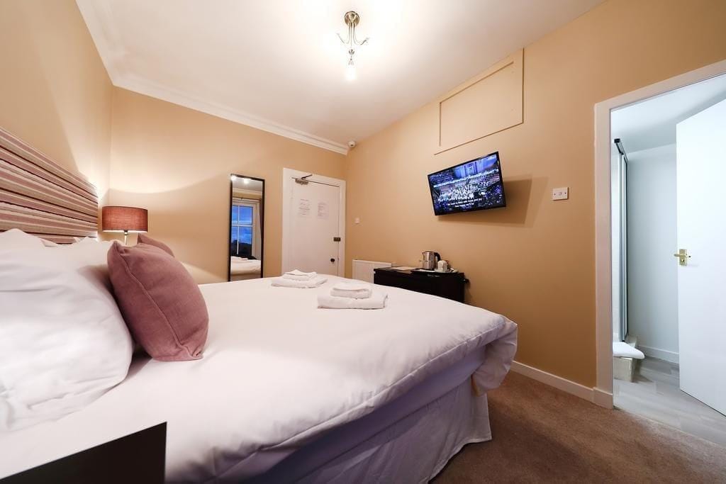 Station Hotel — 1