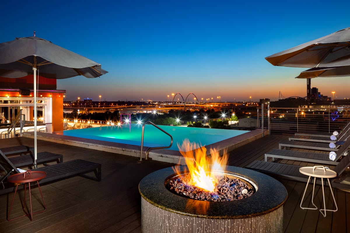CANVAS Hotel — 1