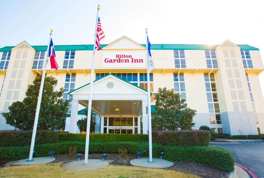Hilton Garden Inn Dallas/Market Center — 5
