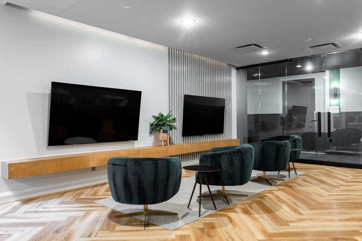 Mint House Dallas Downtown by Kasa — 5