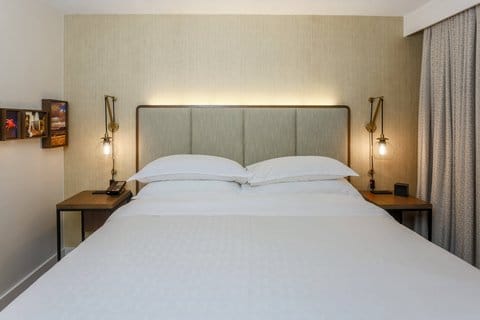 Sheraton Suites Market Center Dallas — 5