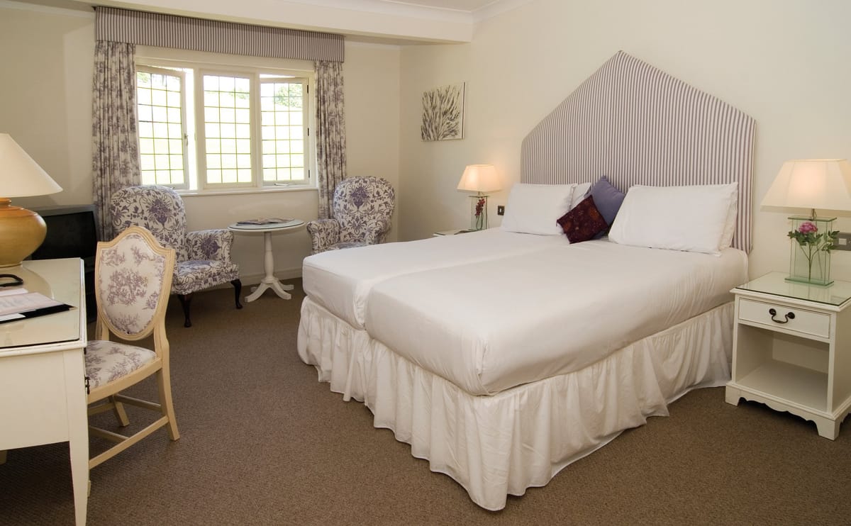 Ramada Resort by Wyndham Cwrt Bleddyn Hotel & Spa — 5