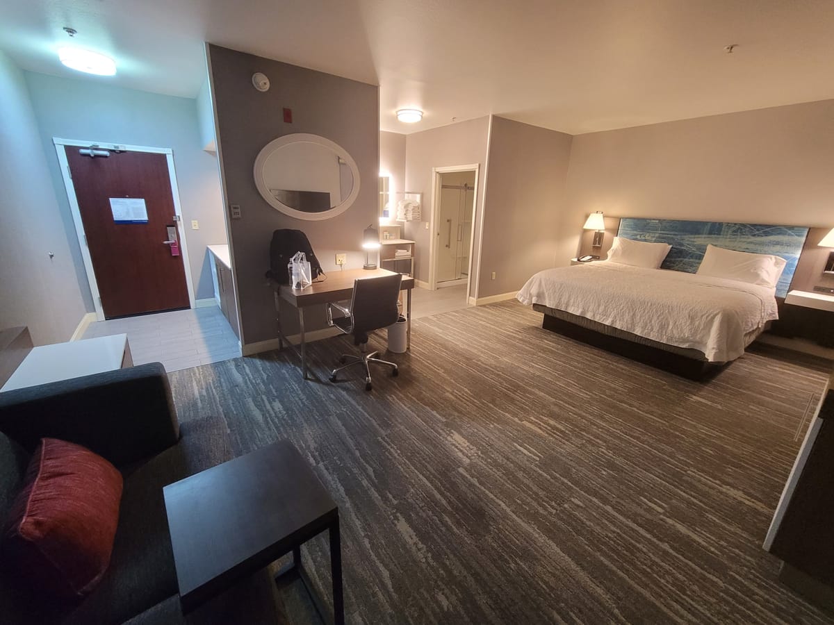 Hampton Inn & Suites Tacoma — 1