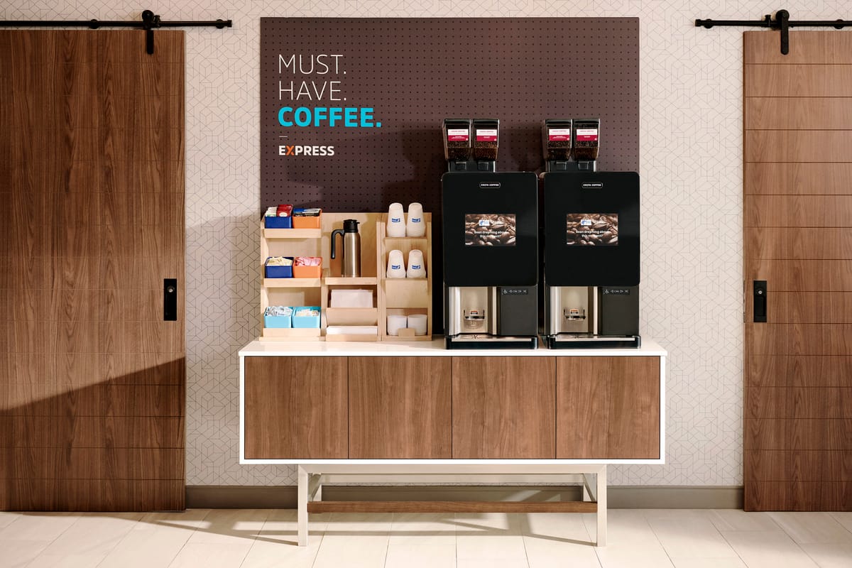 Holiday Inn Express & Suites Tacoma South - Lakewood by IHG — 4