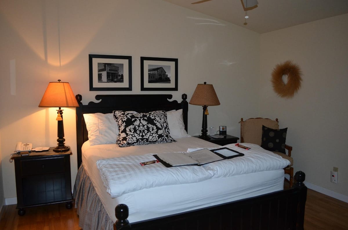 Inn At Saltar's Point — 3