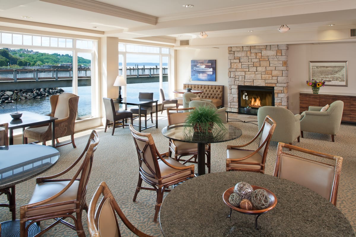 Silver Cloud Hotel - Tacoma Waterfront — 1