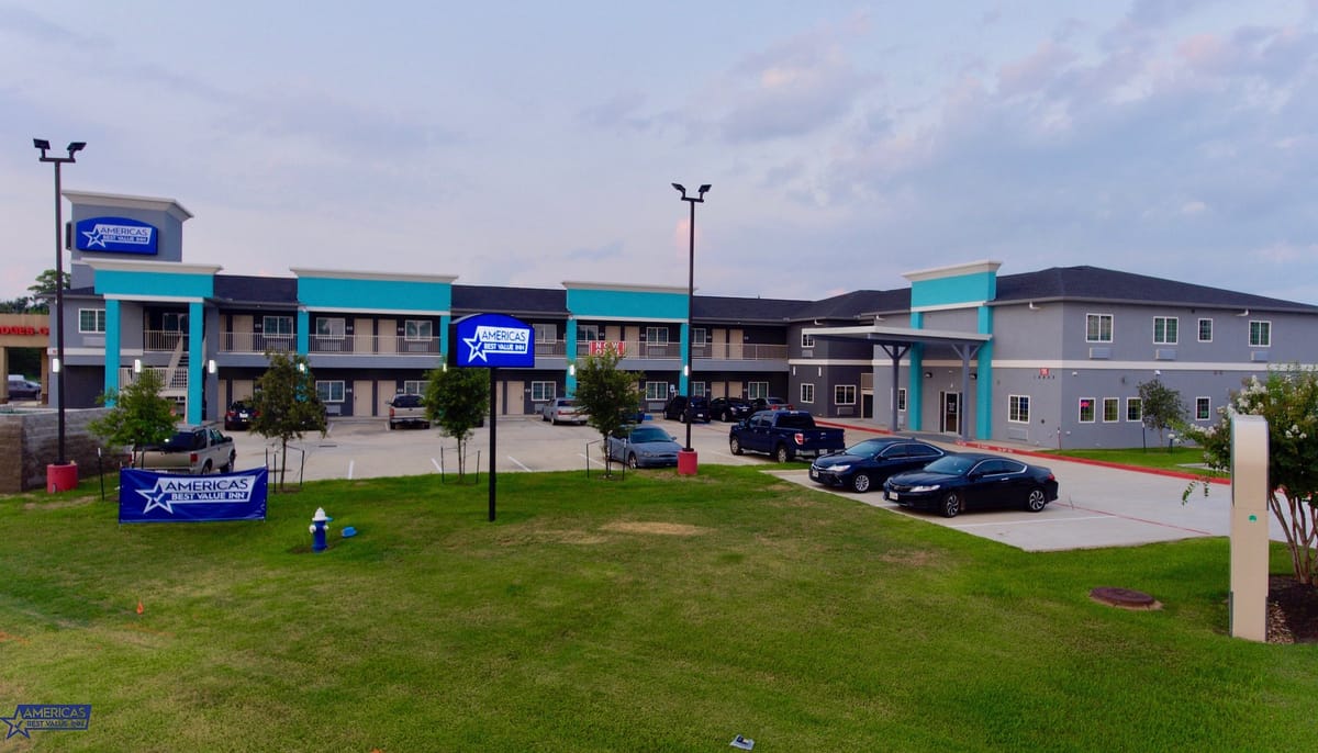 Americas Best Value Inn Houston Willowbrook — 5