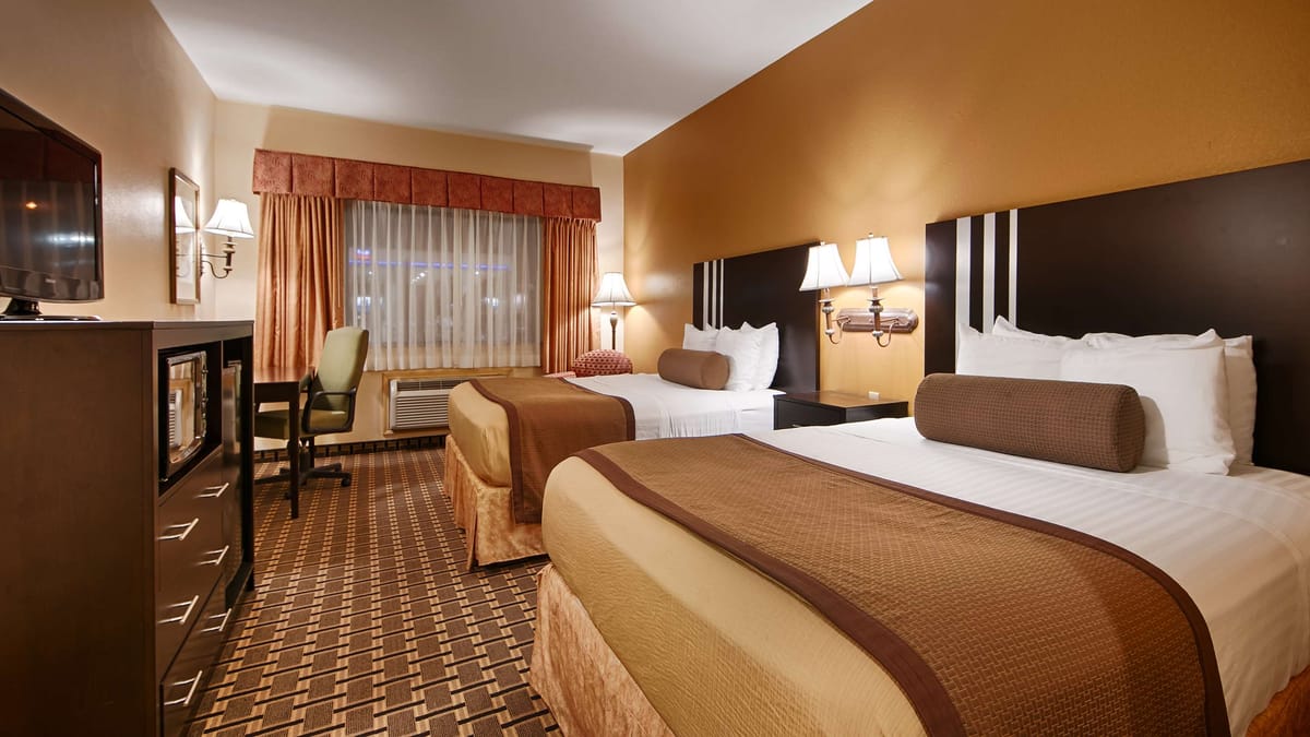 Days Inn & Suites Sam Houston Tollway — 1