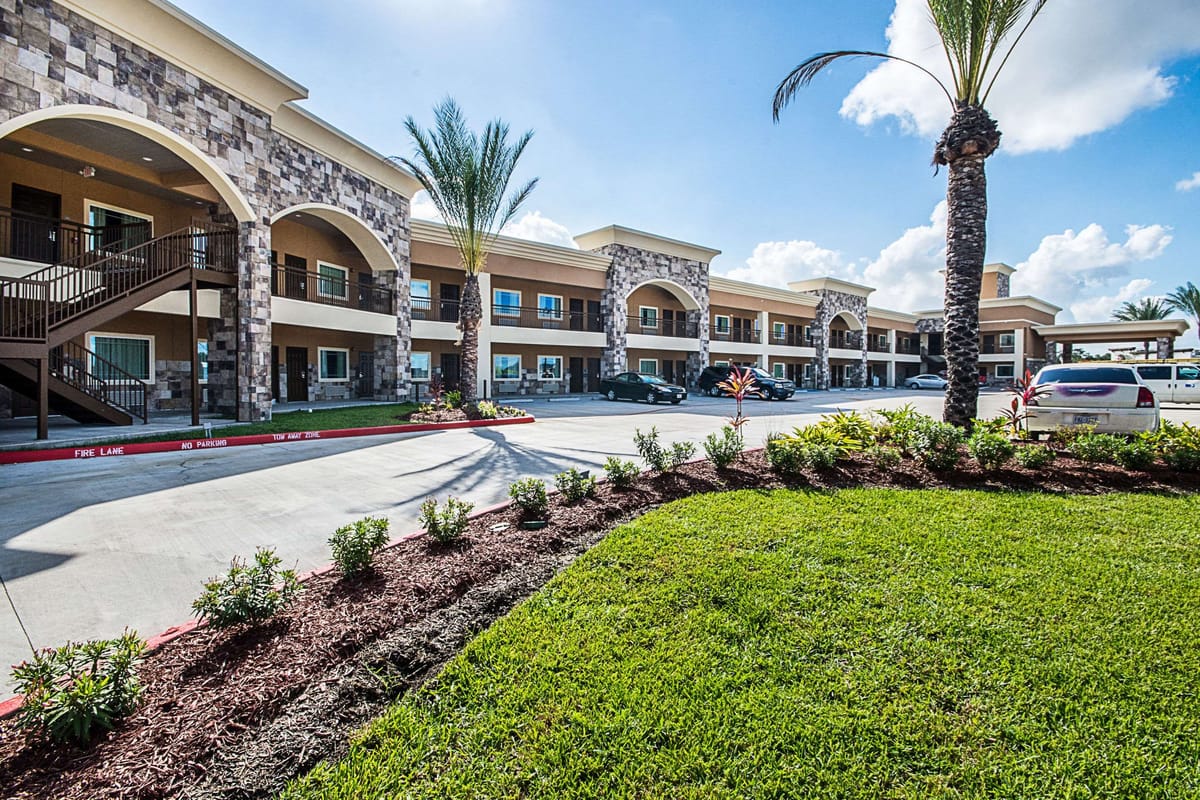 Econo Lodge Inn & Suites Houston NW-Cy-Fair — 3