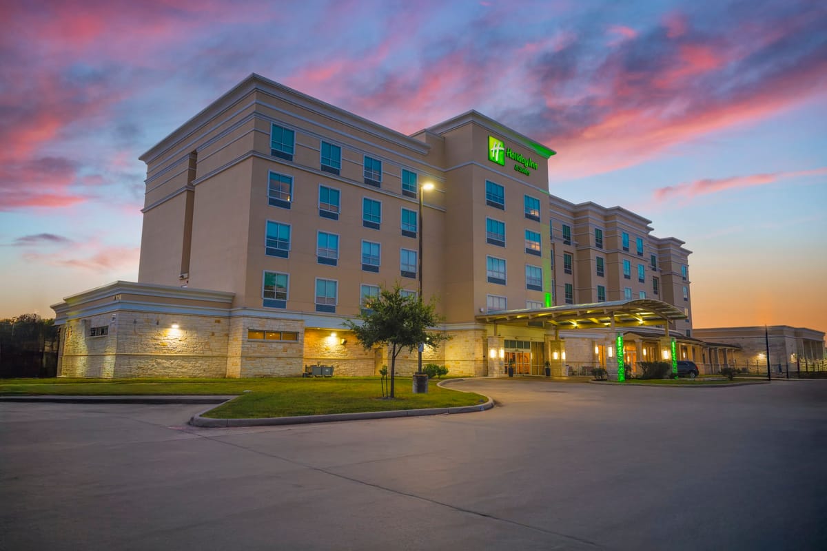 Holiday Inn & Suites Houston NW - Vintage Park Area by IHG — 4