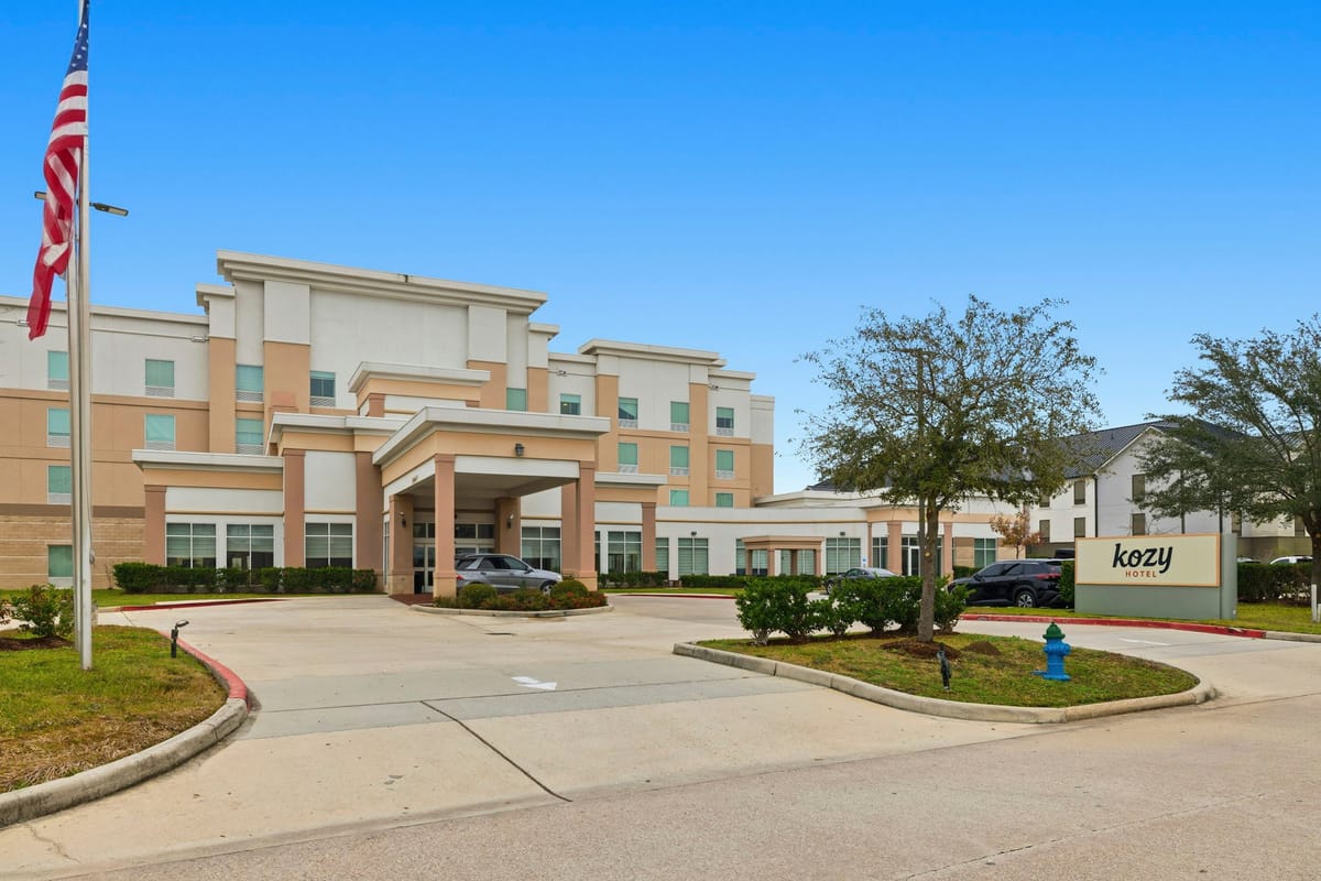 Kozy Hotel Houston North — 4