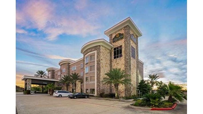 La Quinta by Wyndham Houston Willowbrook Vintage Park — 1