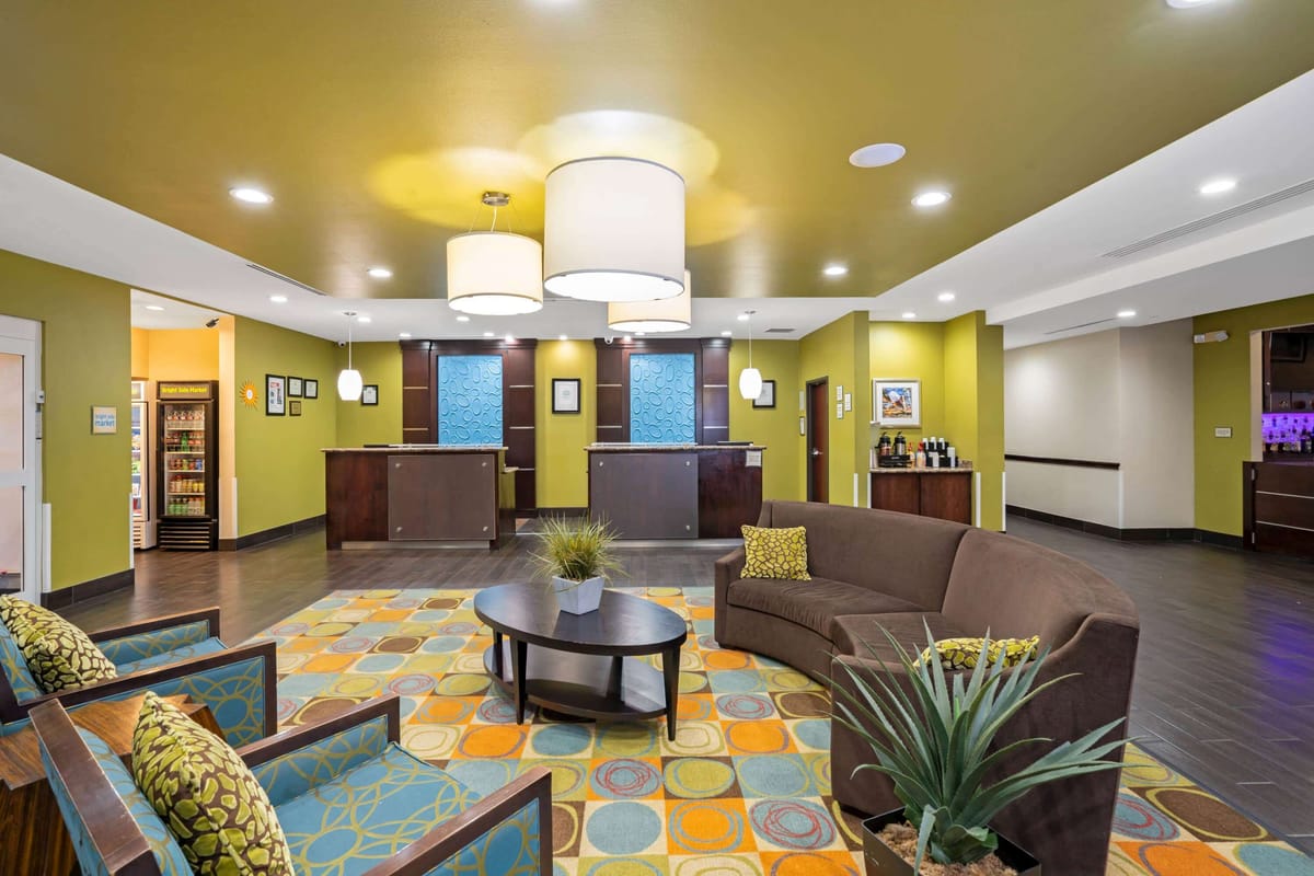 La Quinta by Wyndham Houston Willowbrook Vintage Park — 2